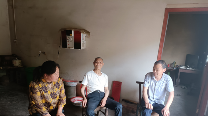 南漳民政系统：把兜底政策落实到困难群众家门口